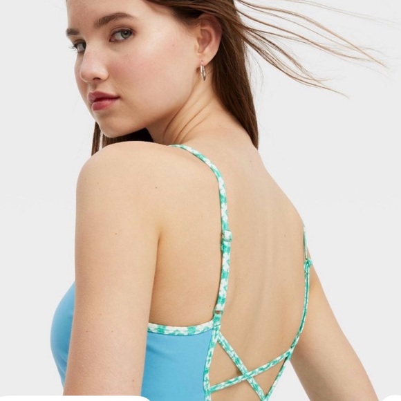 Roller Rabbit x Target Tank - Picture 2 of 8